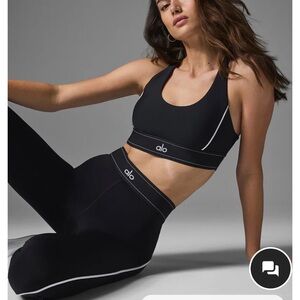 ALO AIRLIFT SUIT UP LEGGINGS AND SPORTS BRA SET